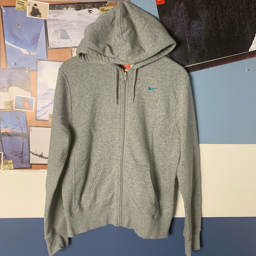 SOLD Nike vintage gray zip up hoodie